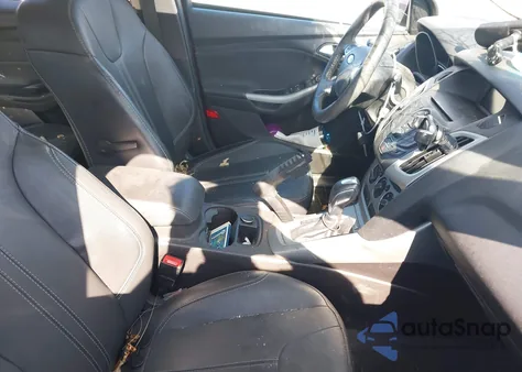 2014 Ford Focus Se из США, поврежденный, VIN 1FADP3K27EL180358